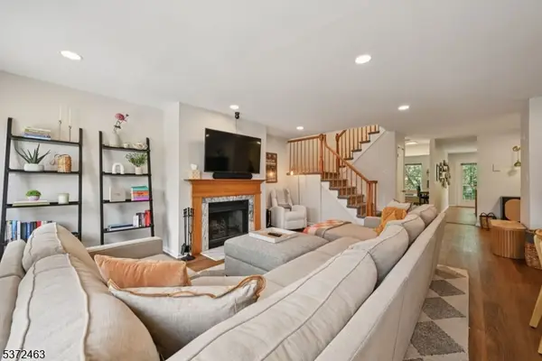 50 Pine St #206, Montclair Twp., NJ 07042