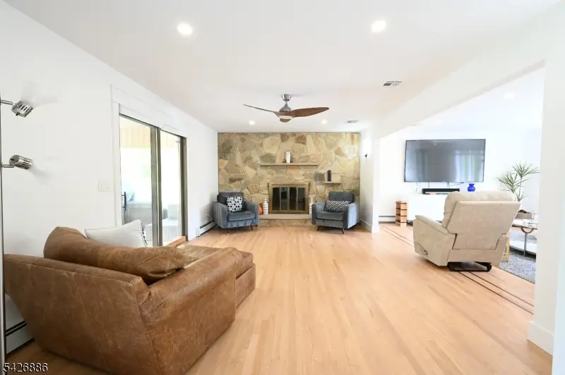 43 Lisa Ct, North Haledon, NJ 07508 - #3