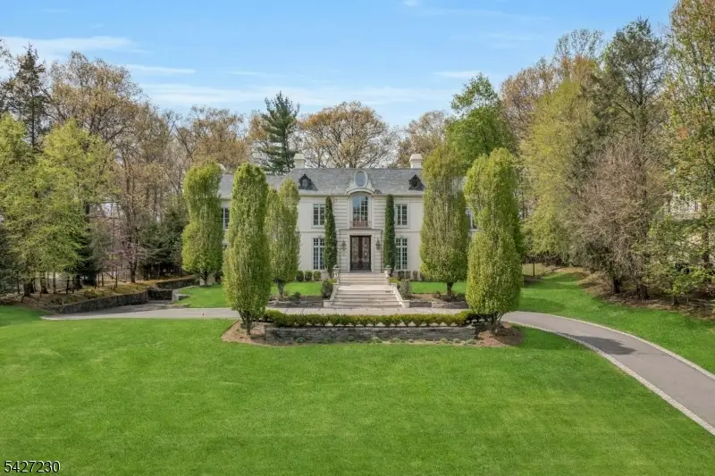 501 Timberline Dr, Franklin Lakes, NJ 07417 - #1