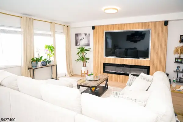 276 Prospect St #5E, East Orange City, NJ 07017