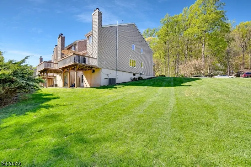 11 Edgefield Dr, Parsippany Troy Hills, NJ 07950 - #3