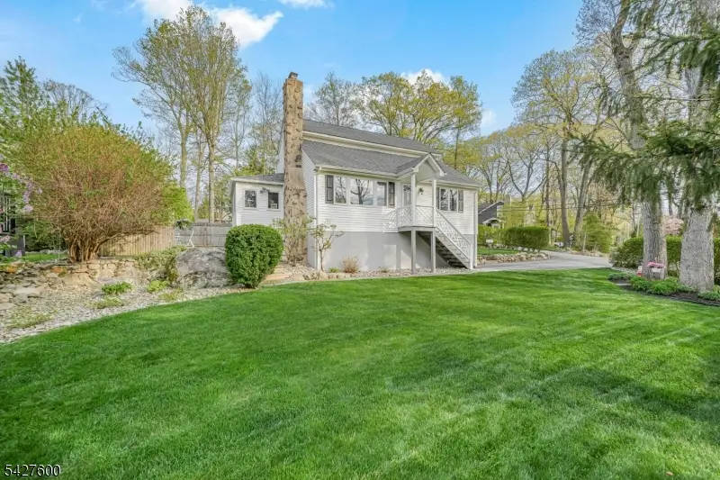 18 Cabot Ln, Kinnelon, NJ 07405 - #2