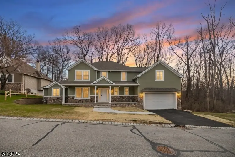 29 Bracken Hill Rd, Hardyston, NJ 07419 - #1