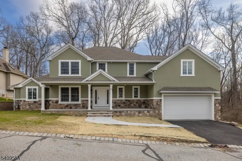 29 Bracken Hill Rd, Hardyston, NJ 07419 - #2