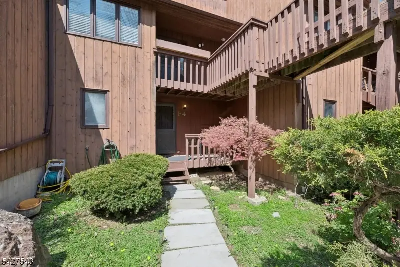 15 Village Way #4, Vernon, NJ 07462 - #1