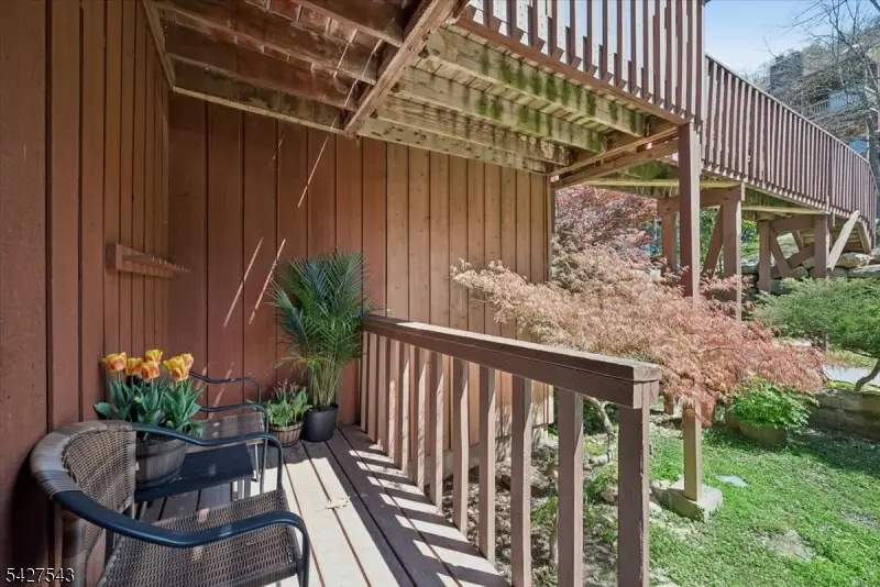 15 Village Way #4, Vernon, NJ 07462 - #2