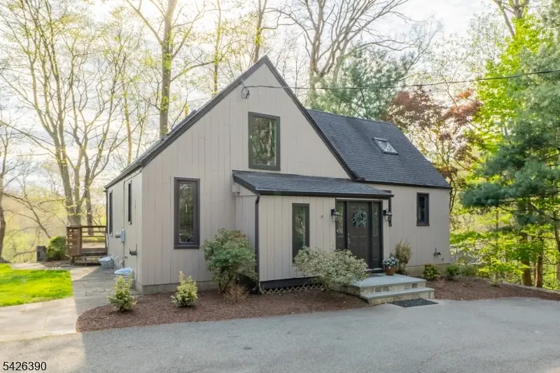 11 Ames Rd, Morris, NJ 07960 - #1