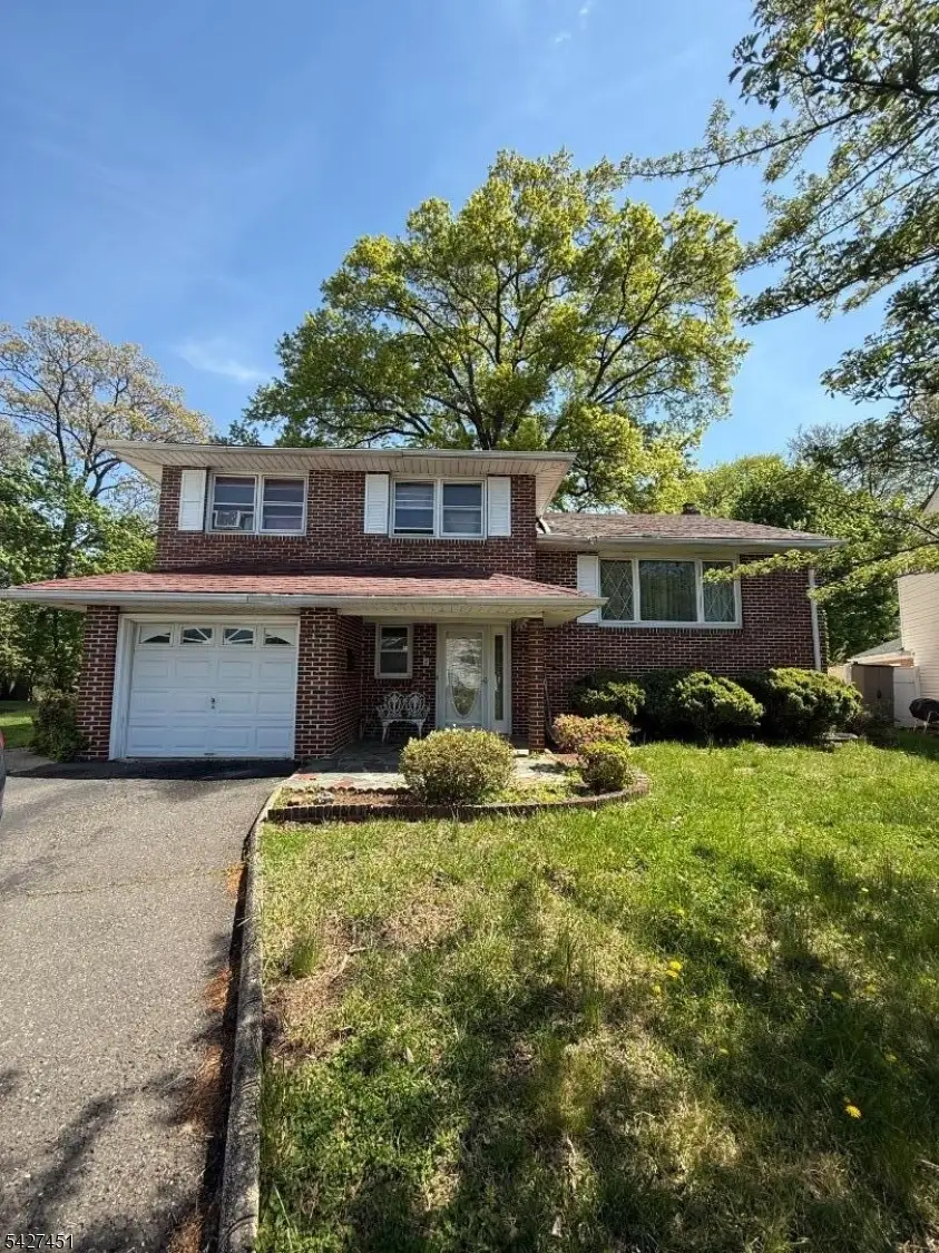 1282 Marcella Dr, Union, NJ 07083 - #2