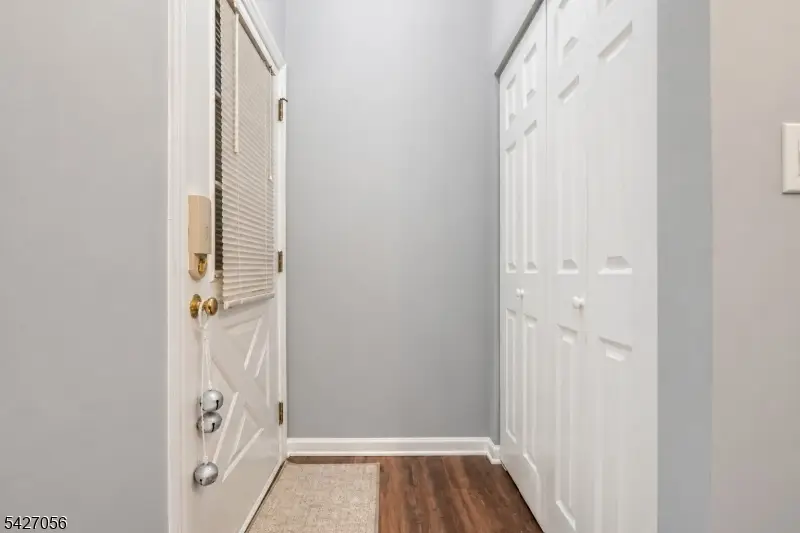 6 Highland Cir, Clinton, NJ 08801 - #2