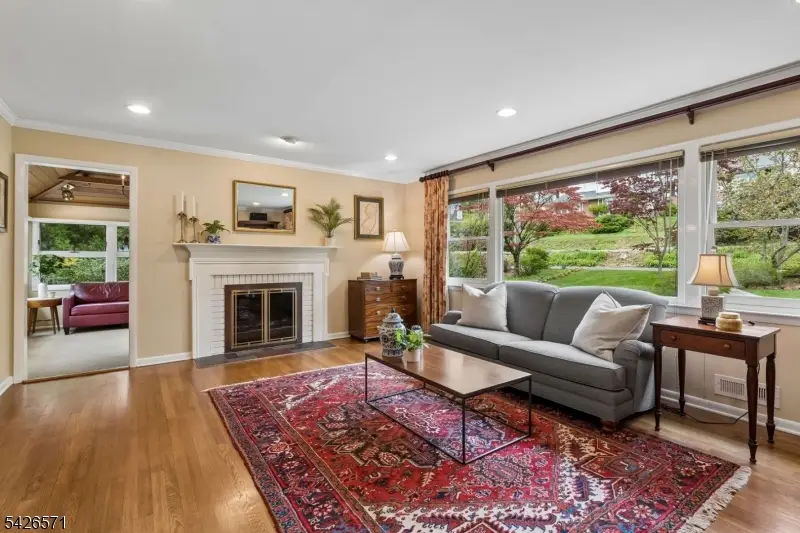 27 Hillside Ter, New Providence, NJ 07901 - #3