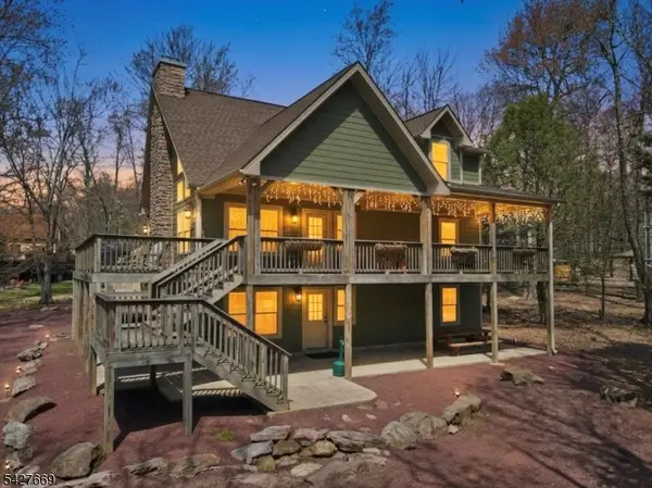 12 Lupine, Pennsylvania, NJ 18624
