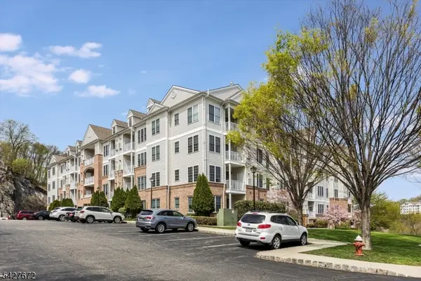 6217 Brookhaven Ct #217, Riverdale Boro, NJ 07457