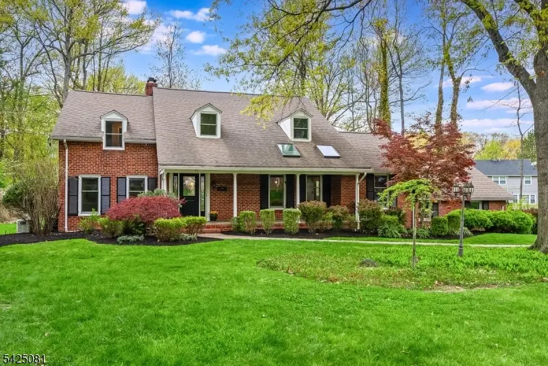 71 Tree Top Dr, Springfield, NJ 07081 - #1