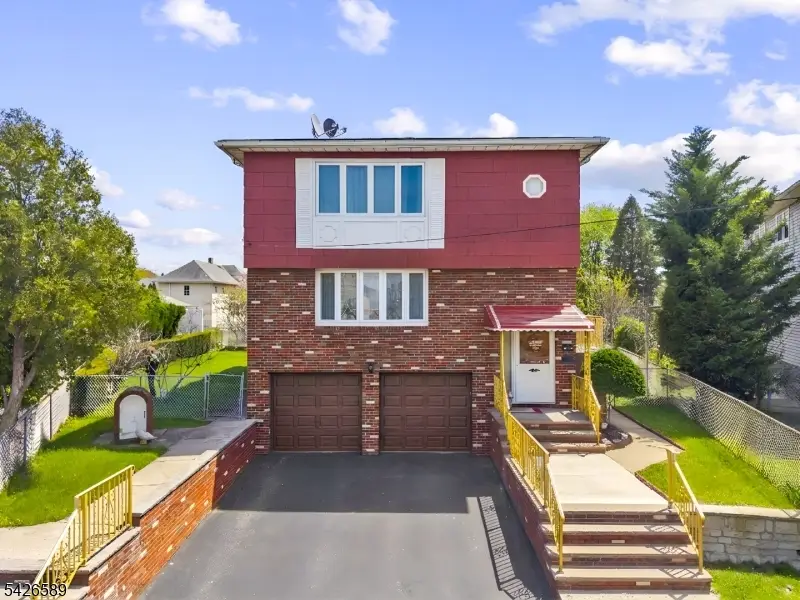 347 Manor Ct, Lyndhurst, NJ 07071 - #1