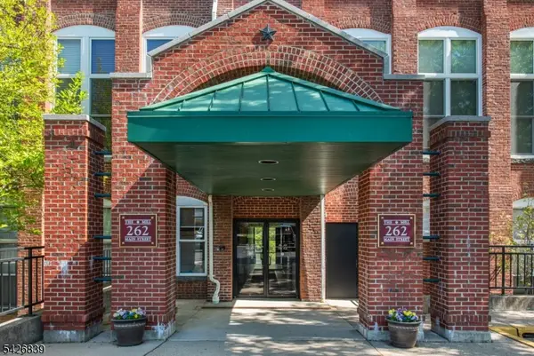 262 Main St #103, Little Falls Twp., NJ 07424