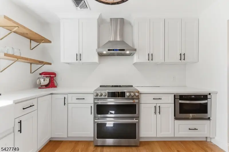 1115 Tuxedo Sq, Teaneck, NJ 07666 - #2