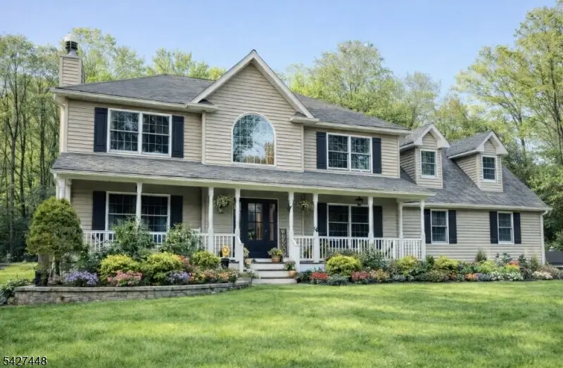 105 Orben Dr, Landing, NJ 07850 - #1