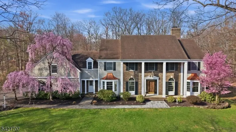 3 Lockwood Dr, Bridgewater, NJ 08807 - #1