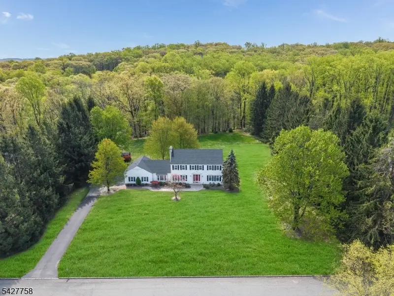 6 Lakeview Ln, Union, NJ 08827 - #2