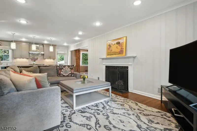 15 Catalpa Rd, Morris, NJ 07960 - #2