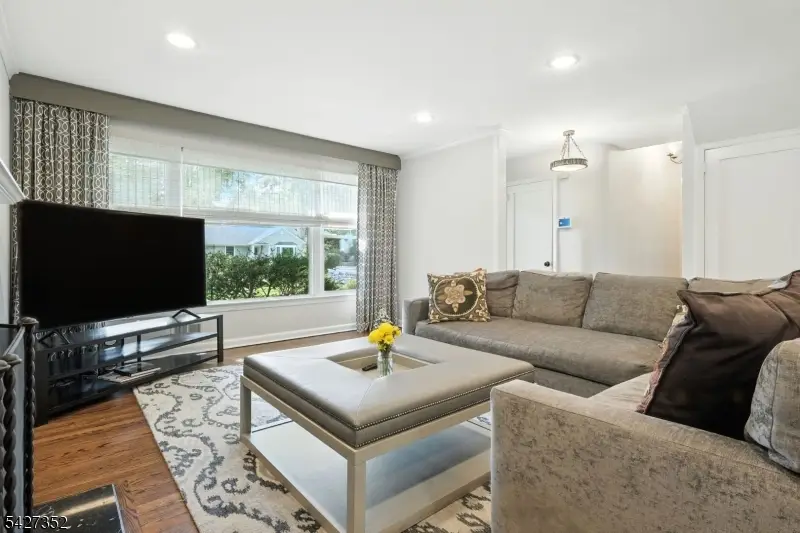 15 Catalpa Rd, Morris, NJ 07960 - #3