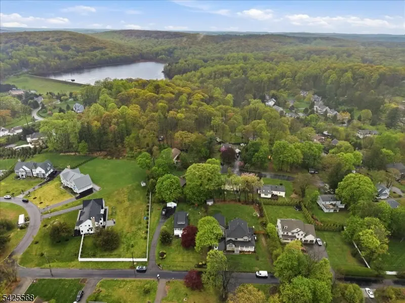 7 Shores Rd, Mendham, NJ 07869 - #3