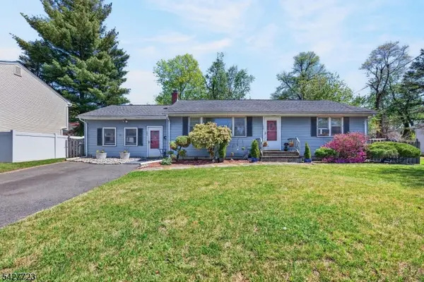 126 Jay Pl, Middlesex Boro, NJ 08846