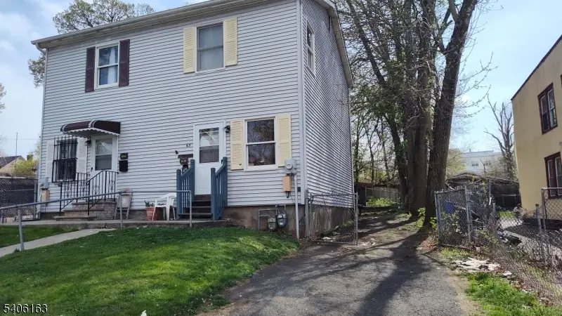 65 Hamilton St #2, East Orange, NJ 07017 - #1