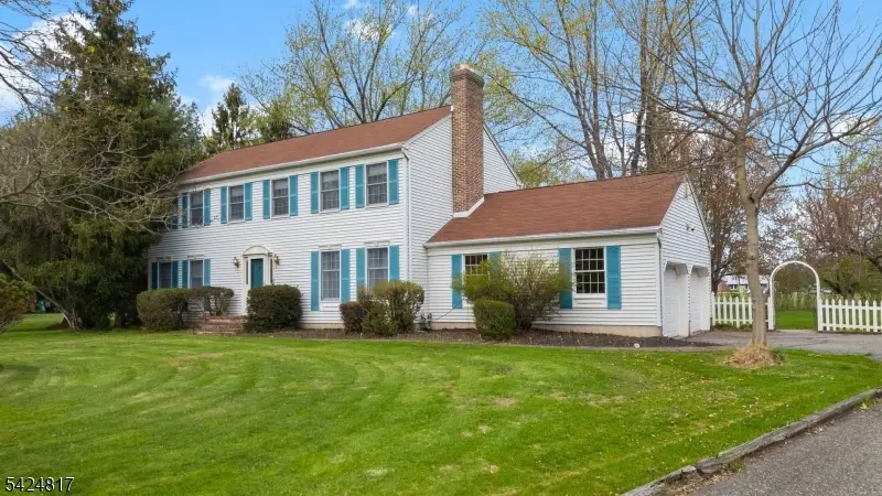 2 Rittenhouse Cir, Raritan, NJ 08822 - #2