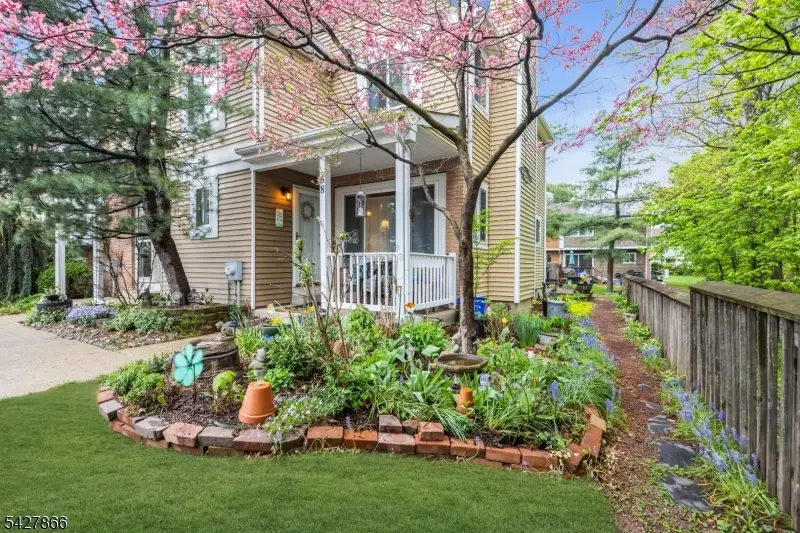 68 Hampton Ct, Hillsborough, NJ 08844 - #2