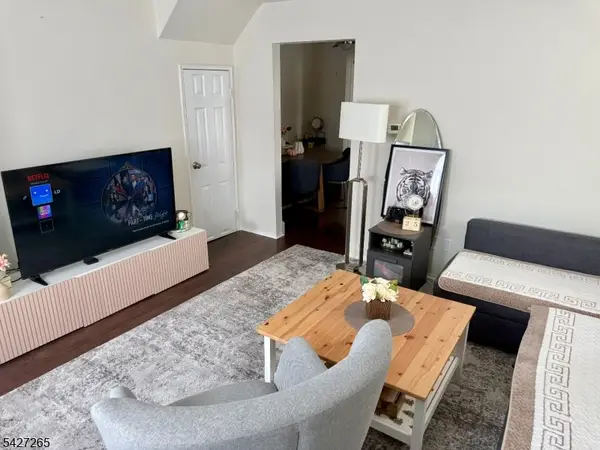 50 S Main St #1A, Lodi Boro, NJ 07644