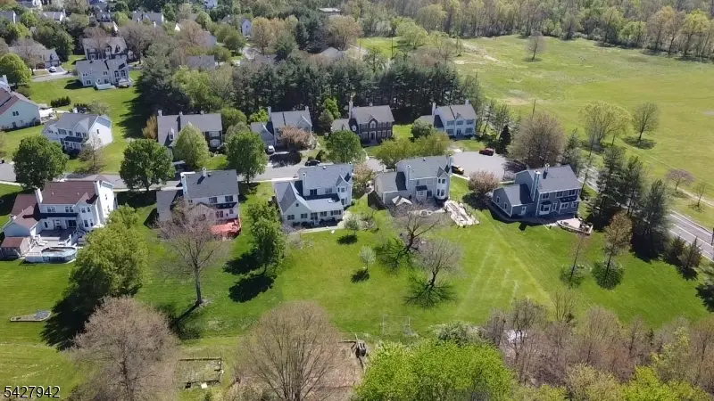 42 Mcbride Way, Bradley Gardens, NJ 08807 - #3