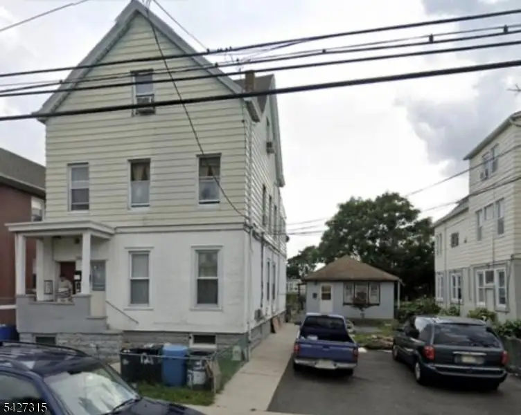 121 Manchester Ave, Paterson, NJ 07502 - #1