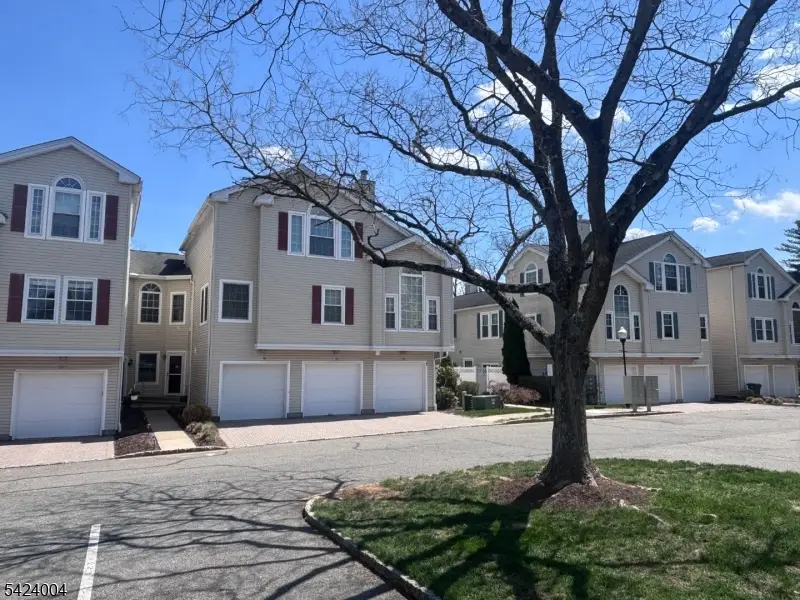 66 Witherspoon Ct, Morris, NJ 07960 - #2