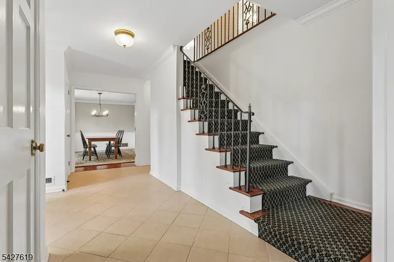 44 Londonderry Way, Summit, NJ 07901 - #3