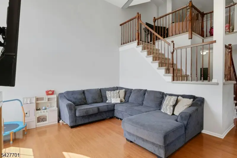 1 Danbury Court, The Hills, NJ 07921 - #3