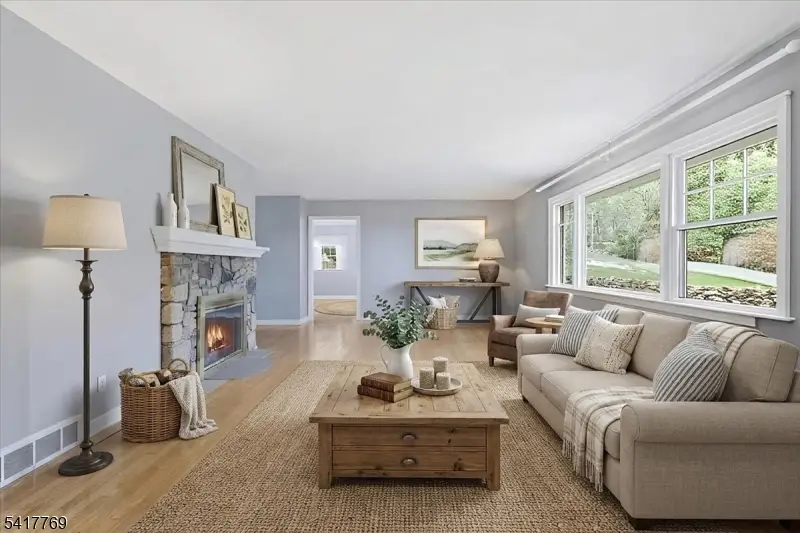 9 Henderson Hill Rd, Union, NJ 08827 - #3