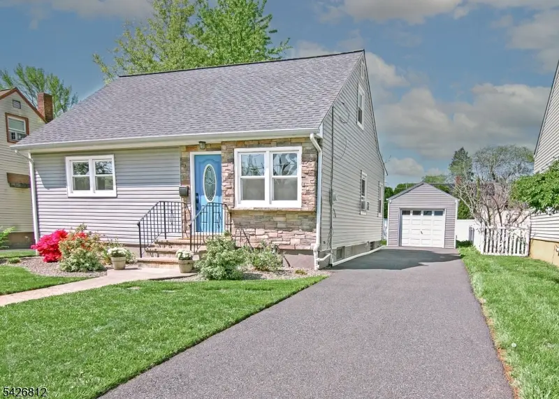 104 Hillcrest Ter, Roselle, NJ 07203 - #2