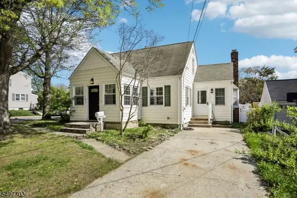 101 Ravine Dr, Matawan Boro, NJ 07747