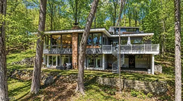 11 Bott Ln, Montville Twp., NJ 07082