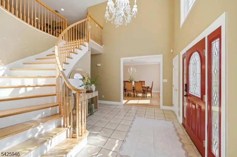 56 Burnet Hill Rd, Livingston, NJ 07039 - #2