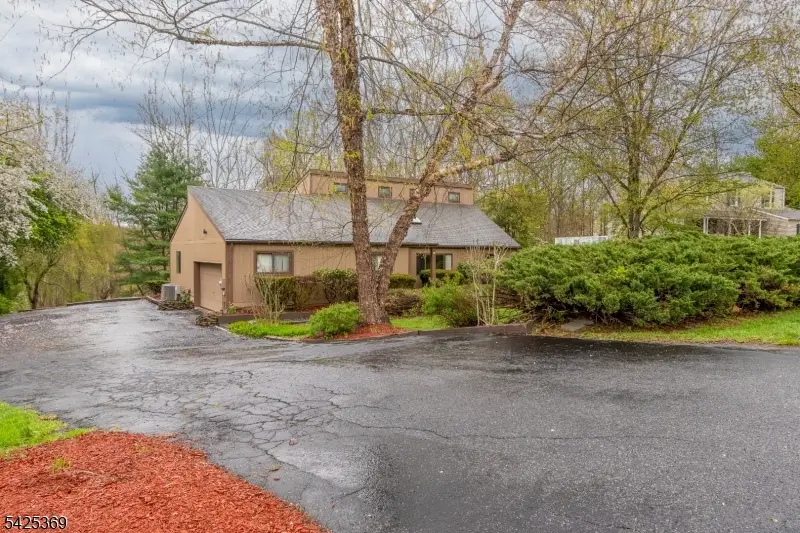 11 Fox Run Road, Glen Gardner, NJ 08826 - #3