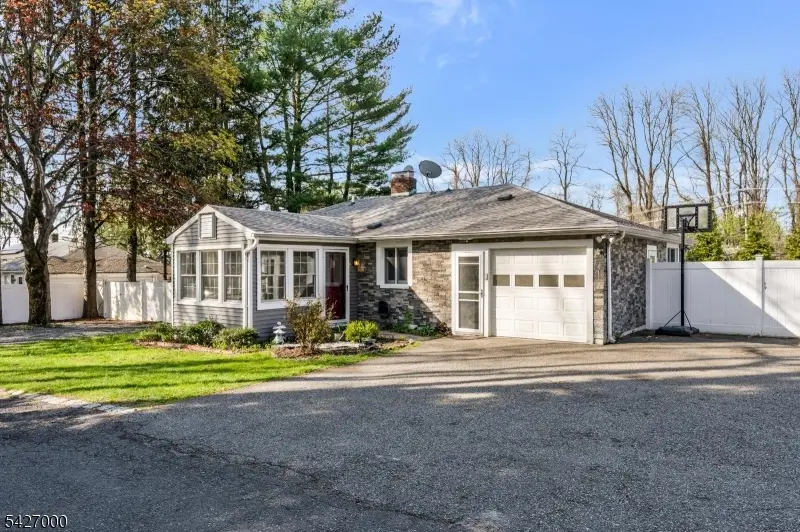 54 Academy Ln, Chester, NJ 07930 - #1