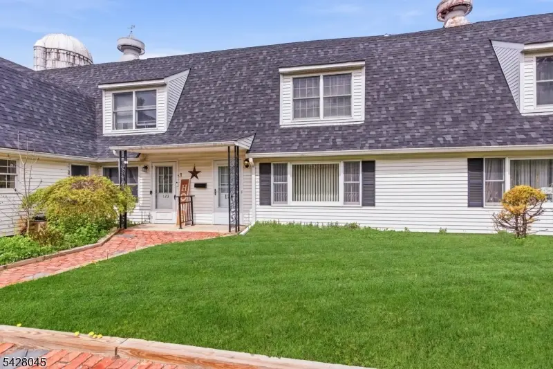 121 W End Ave #2, Newton, NJ 07860 - #2