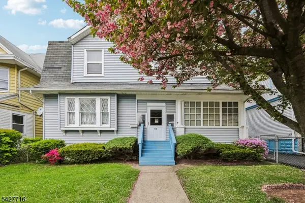 86 Burchard Ave, East Orange City, NJ 07017