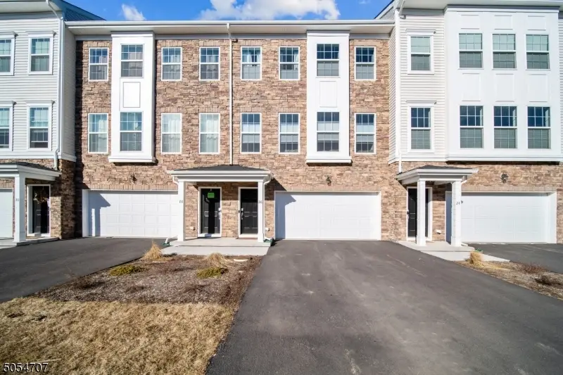26 Colgate Dr, Morris, NJ 07960 - #2