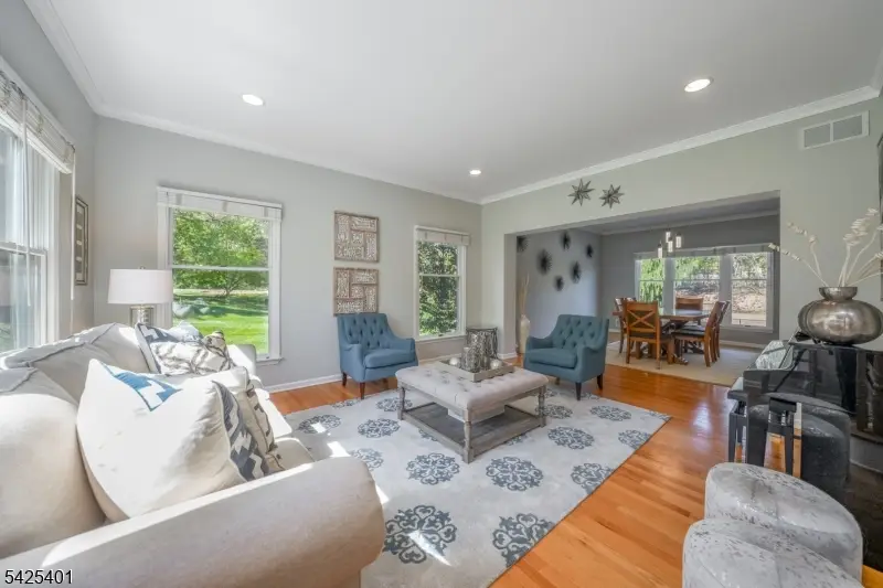 2 Trails End Ct, Westfield, NJ 07090 - #2