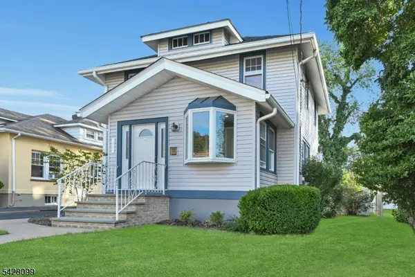 25 Marinus St, Rochelle Park Twp., NJ 07662