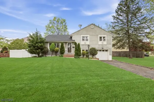 721 Beechwood Rd, Linden City, NJ 07036