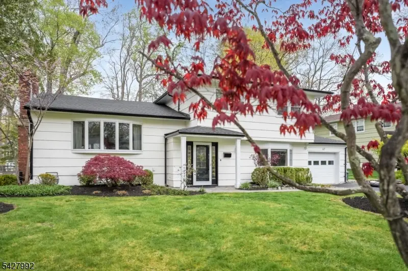 67 Woodbine Cir, New Providence, NJ 07974 - #2